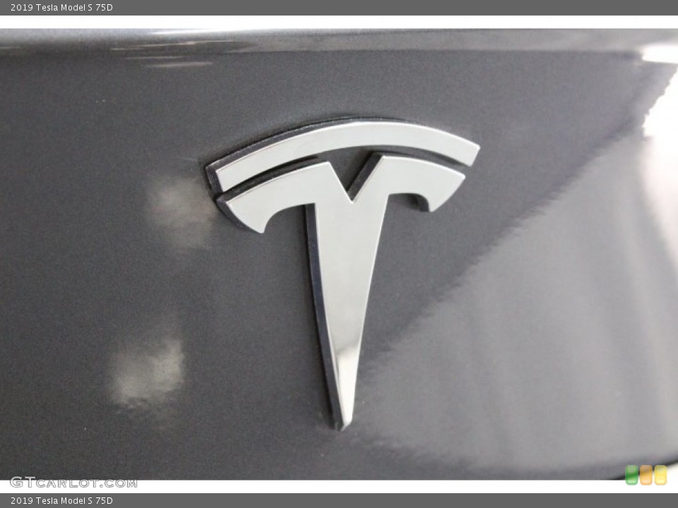 2019 Tesla Model S Badges and Logos
