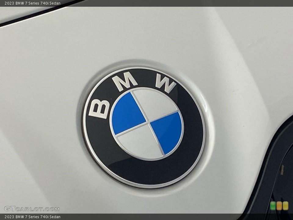 2023 BMW 7 Series Custom Badge and Logo Photo #145273541