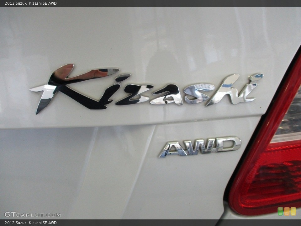 2012 Suzuki Kizashi Badges and Logos