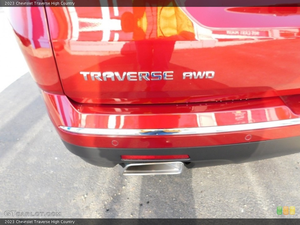 2023 Chevrolet Traverse Custom Badge and Logo Photo #145358868