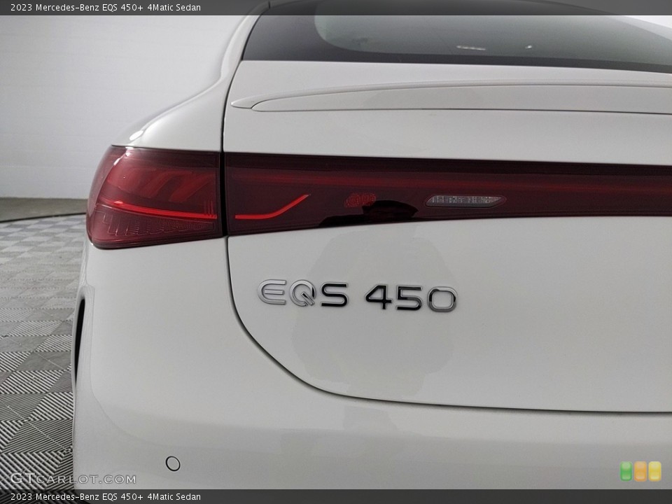 2023 Mercedes-Benz EQS Badges and Logos