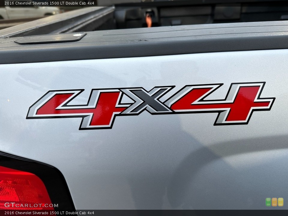 2016 Chevrolet Silverado 1500 Custom Badge and Logo Photo #145531499