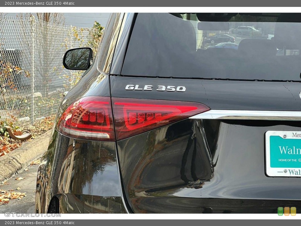 2023 Mercedes-Benz GLE Badges and Logos