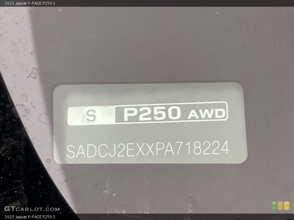 2023 Jaguar F-PACE Badges and Logos