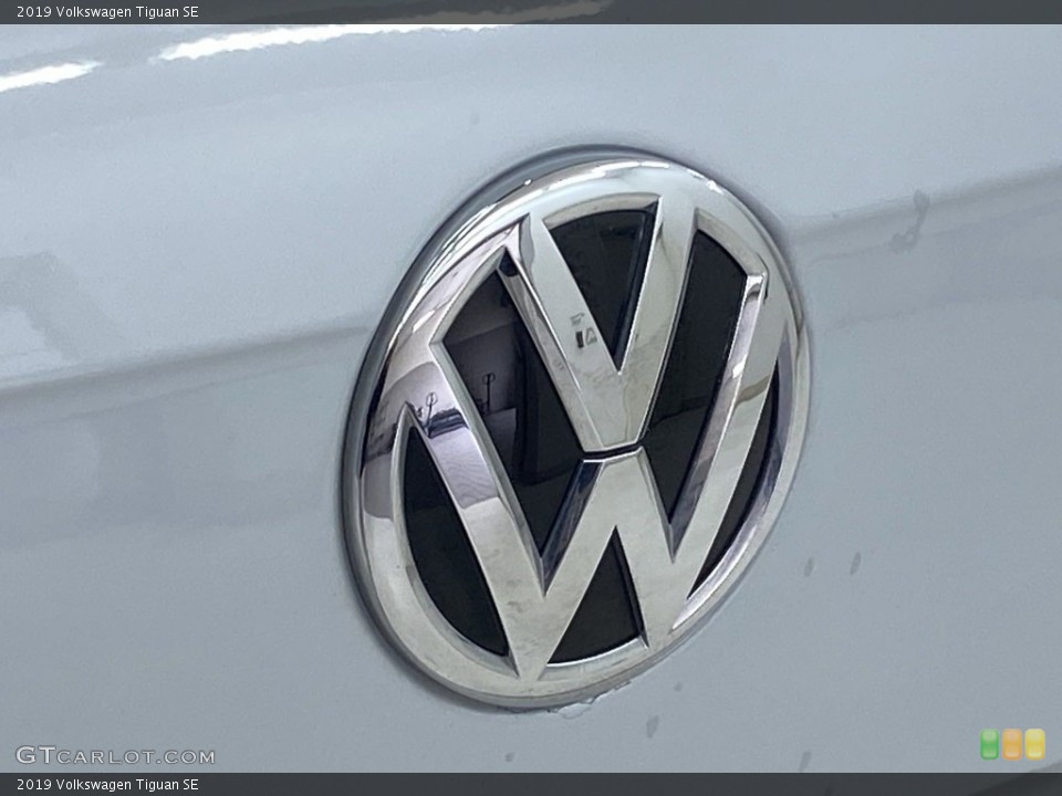 2019 Volkswagen Tiguan Custom Badge and Logo Photo #146265128