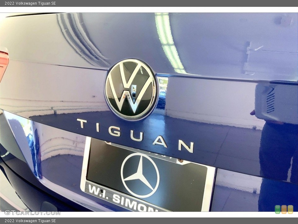 2022 Volkswagen Tiguan Badges and Logos