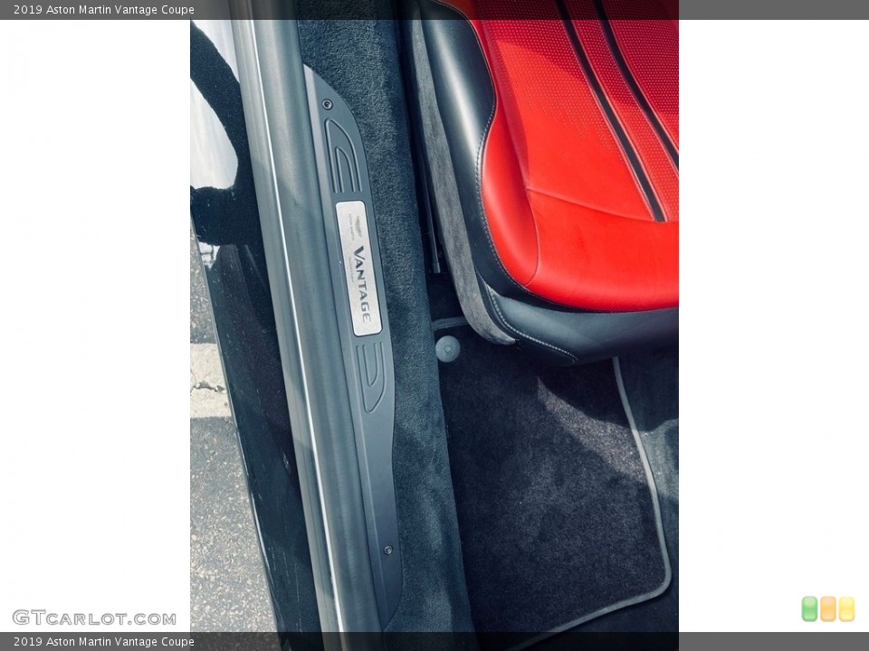 2019 Aston Martin Vantage Custom Badge and Logo Photo #146647943
