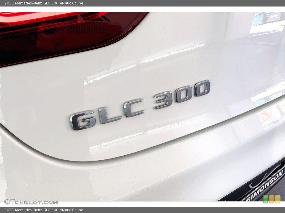 2023 Mercedes-Benz GLC Badges and Logos