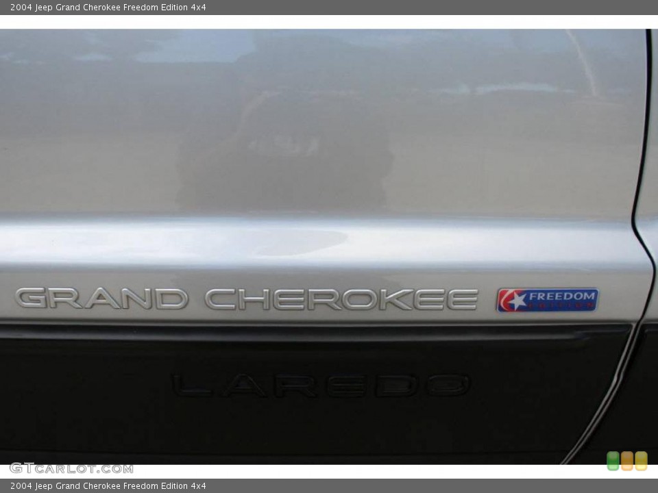 2004 Jeep Grand Cherokee Custom Badge and Logo Photo #22665065