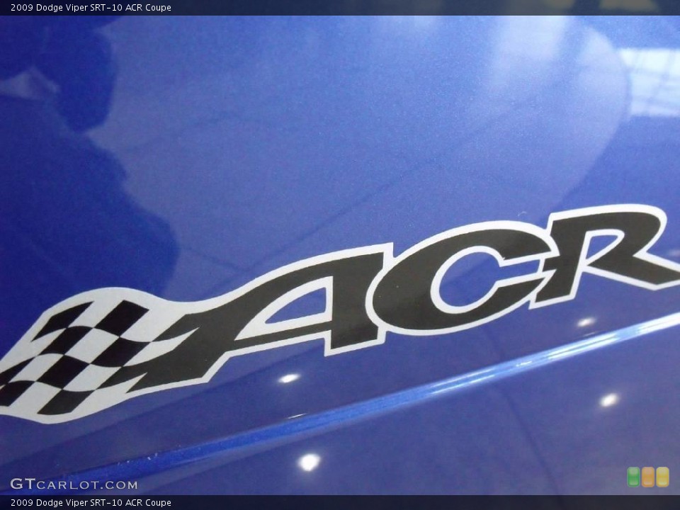 2009 Dodge Viper Badges and Logos