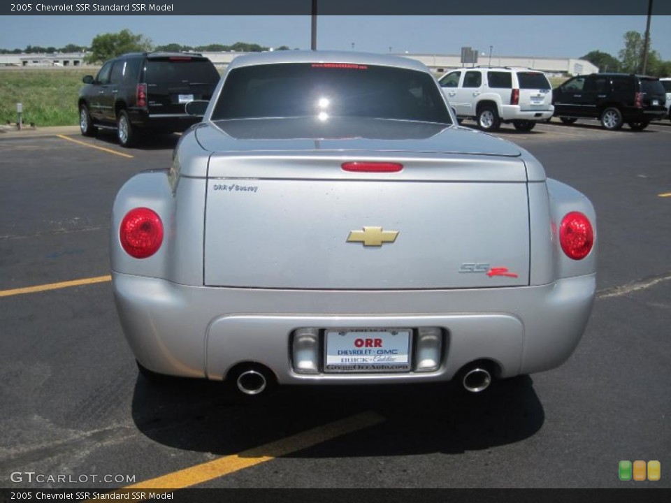 2005 Chevrolet SSR Custom Badge and Logo Photo #34887009