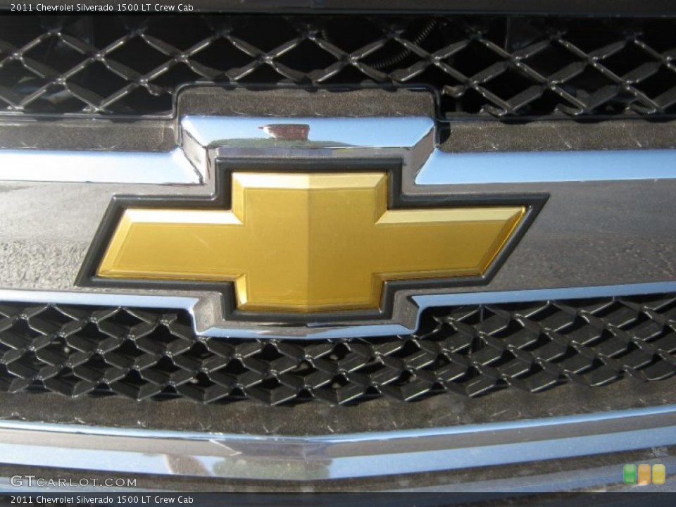 2011 Chevrolet Silverado 1500 Custom Badge and Logo Photo #37819870