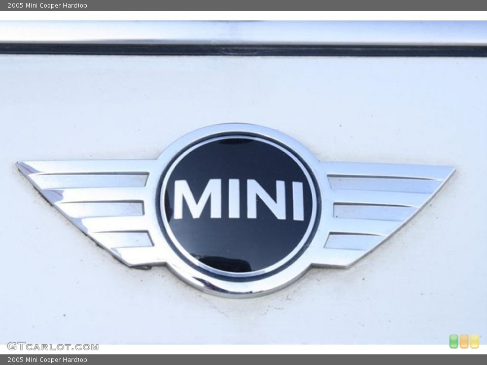 2005 Mini Cooper Custom Badge and Logo Photo #38095031