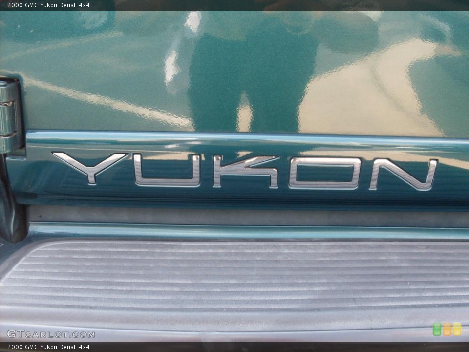 2000 GMC Yukon Custom Badge and Logo Photo #38120023