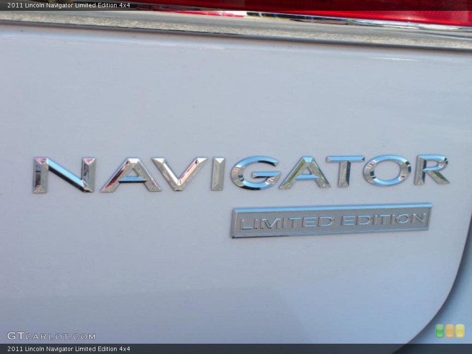 2011 Lincoln Navigator Custom Badge and Logo Photo #38416949