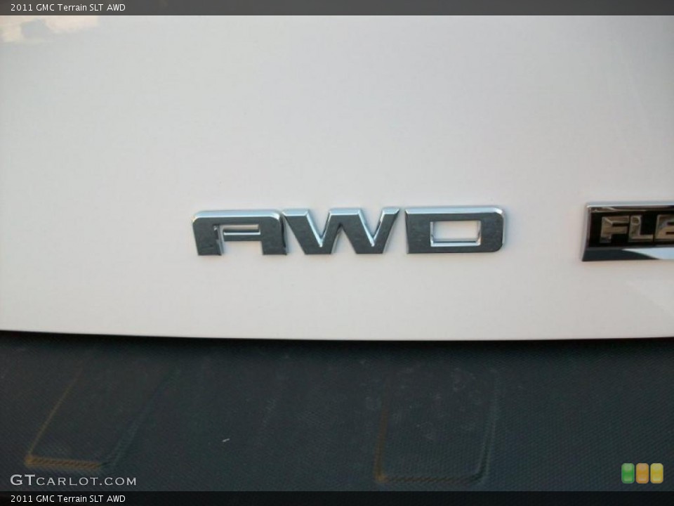 2011 GMC Terrain Custom Badge and Logo Photo #38508991