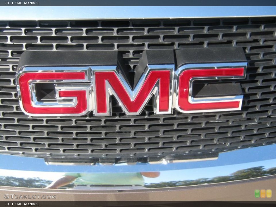 2011 GMC Acadia Custom Badge and Logo Photo #38509947