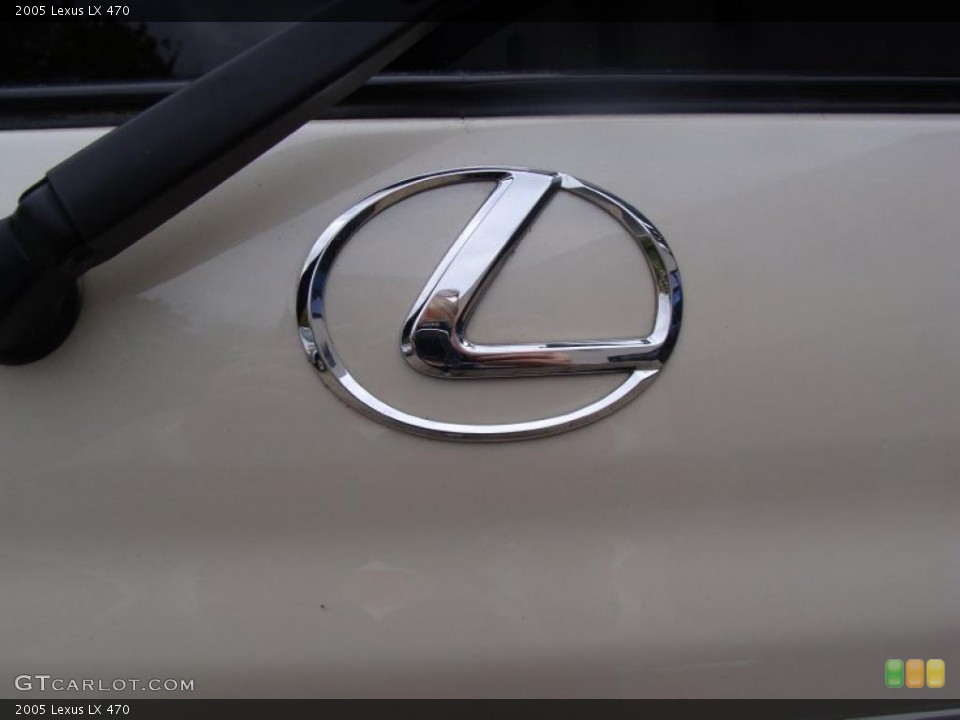 2005 Lexus LX Badges and Logos