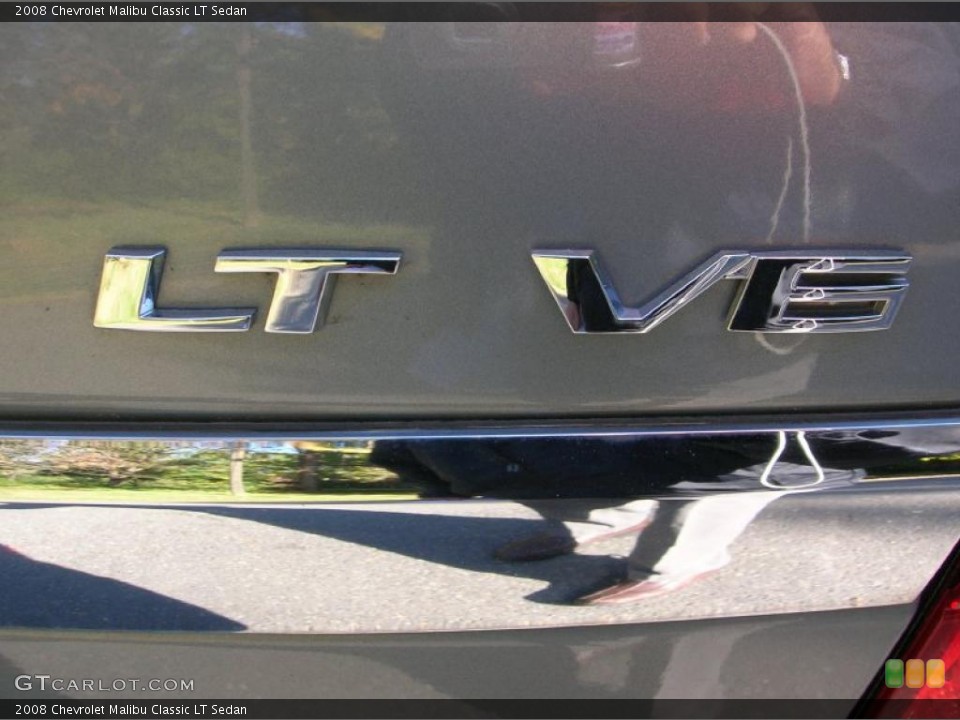 2008 Chevrolet Malibu Badges and Logos