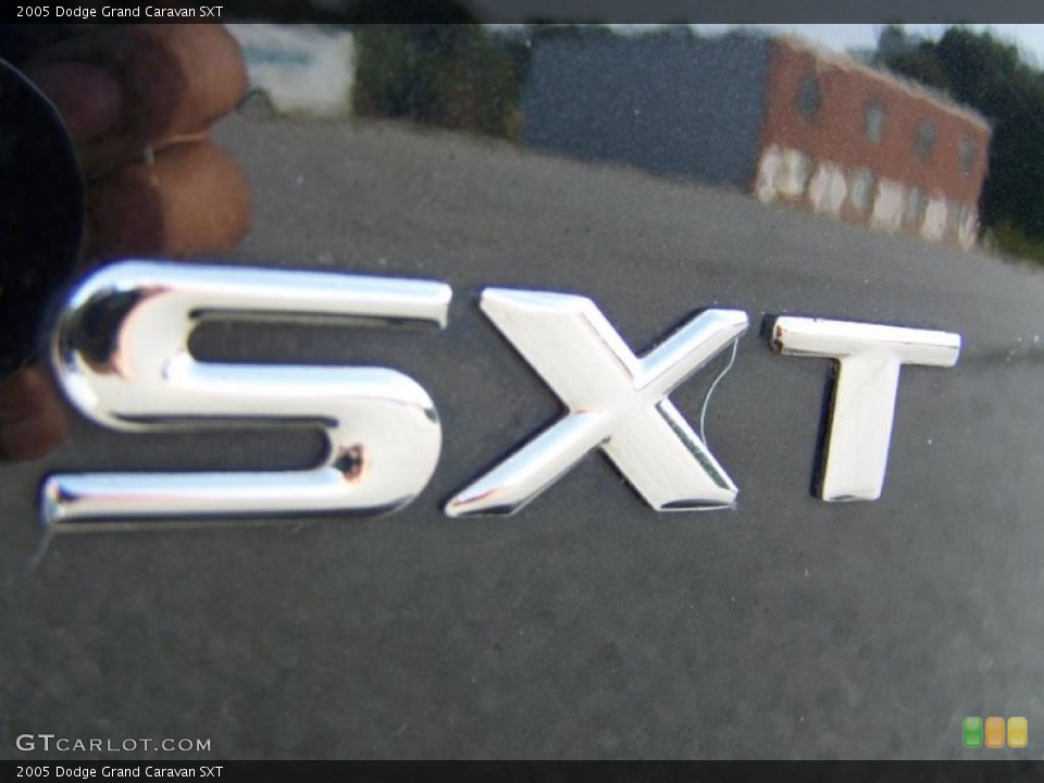2005 Dodge Grand Caravan Custom Badge and Logo Photo #38646810
