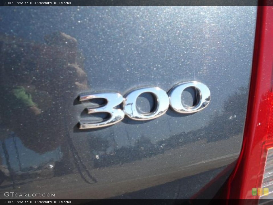 2007 Chrysler 300 Custom Badge and Logo Photo #38668918