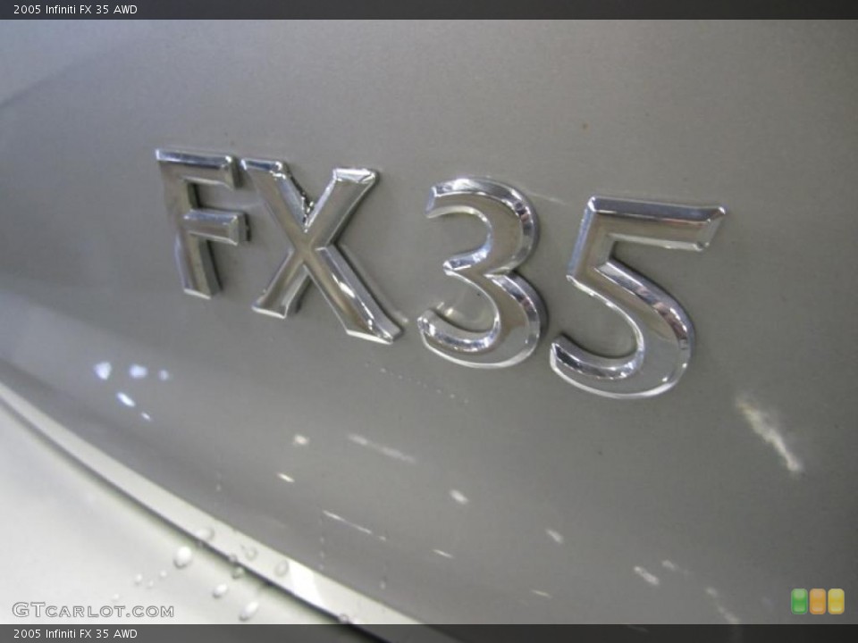 2005 Infiniti FX Badges and Logos