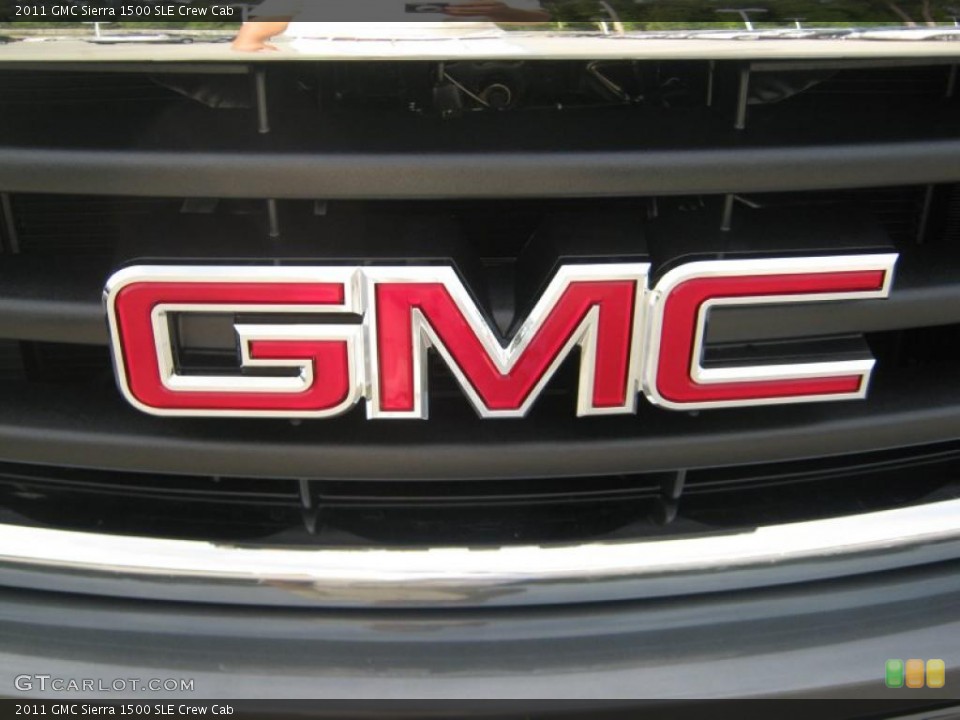 2011 GMC Sierra 1500 Custom Badge and Logo Photo #38728835