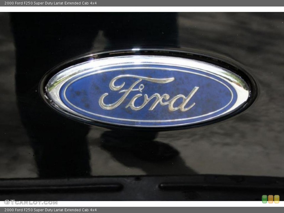 2000 Ford F250 Super Duty Custom Badge and Logo Photo #38744136