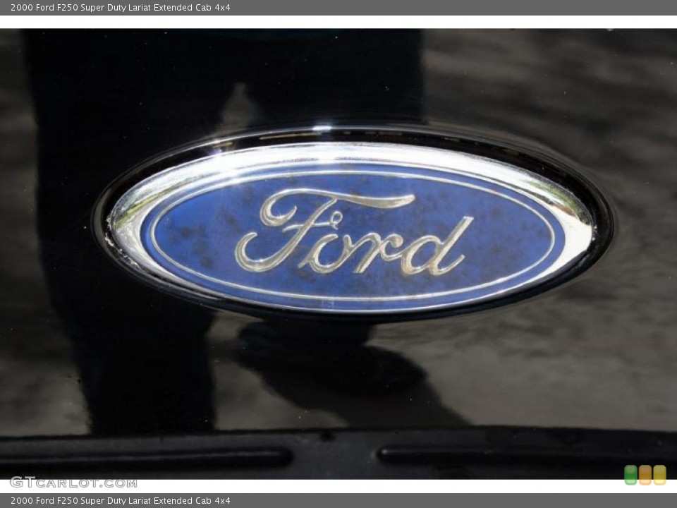 2000 Ford F250 Super Duty Custom Badge and Logo Photo #38744144