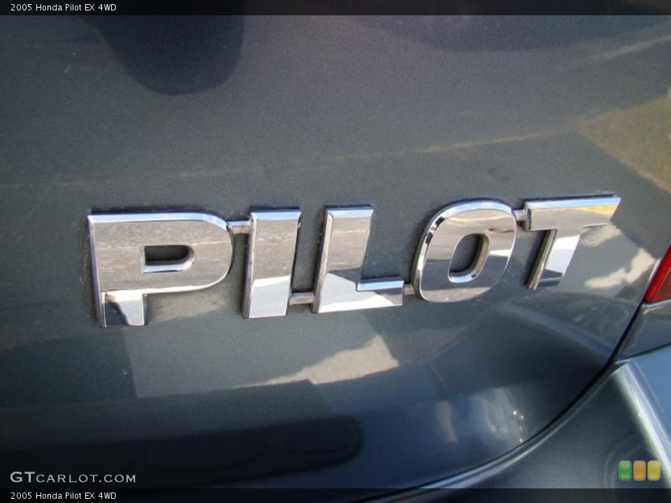 2005 Honda Pilot Badges and Logos