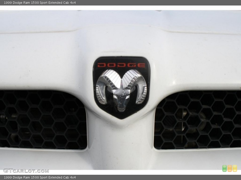1999 Dodge Ram 1500 Custom Badge and Logo Photo #38815708