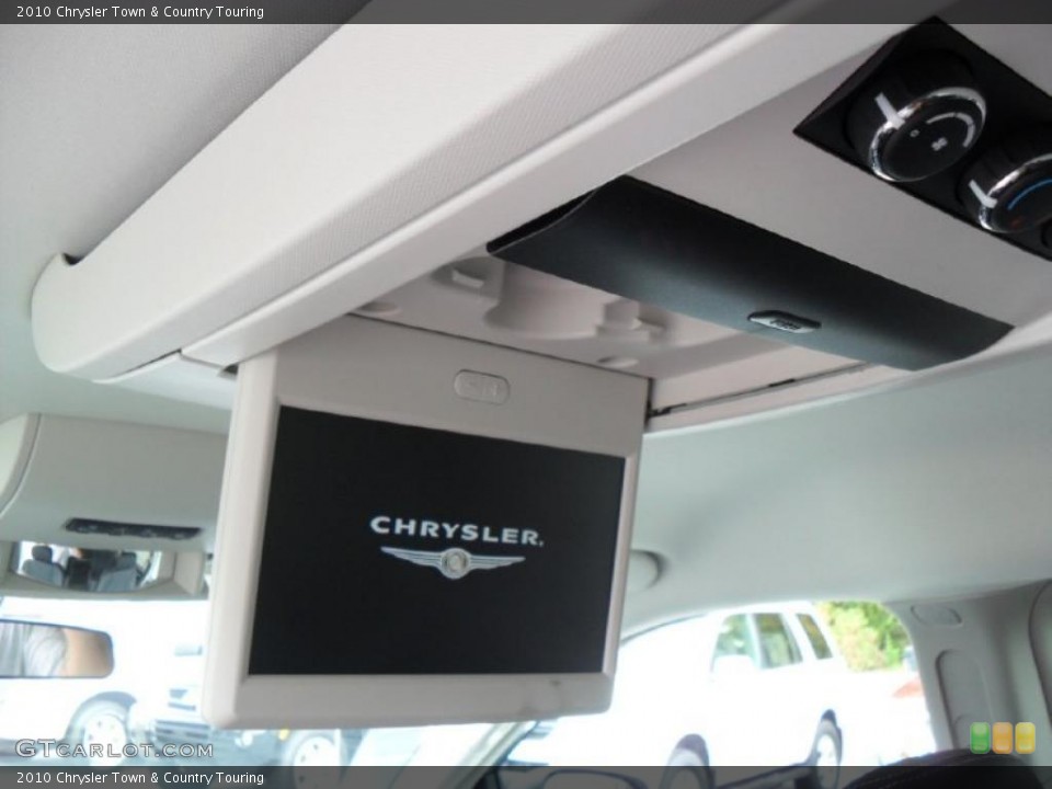 2010 Chrysler Town & Country Custom Badge and Logo Photo #38940386