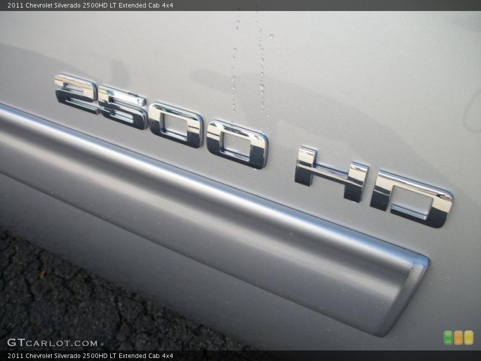 2011 Chevrolet Silverado 2500HD Custom Badge and Logo Photo #39132532
