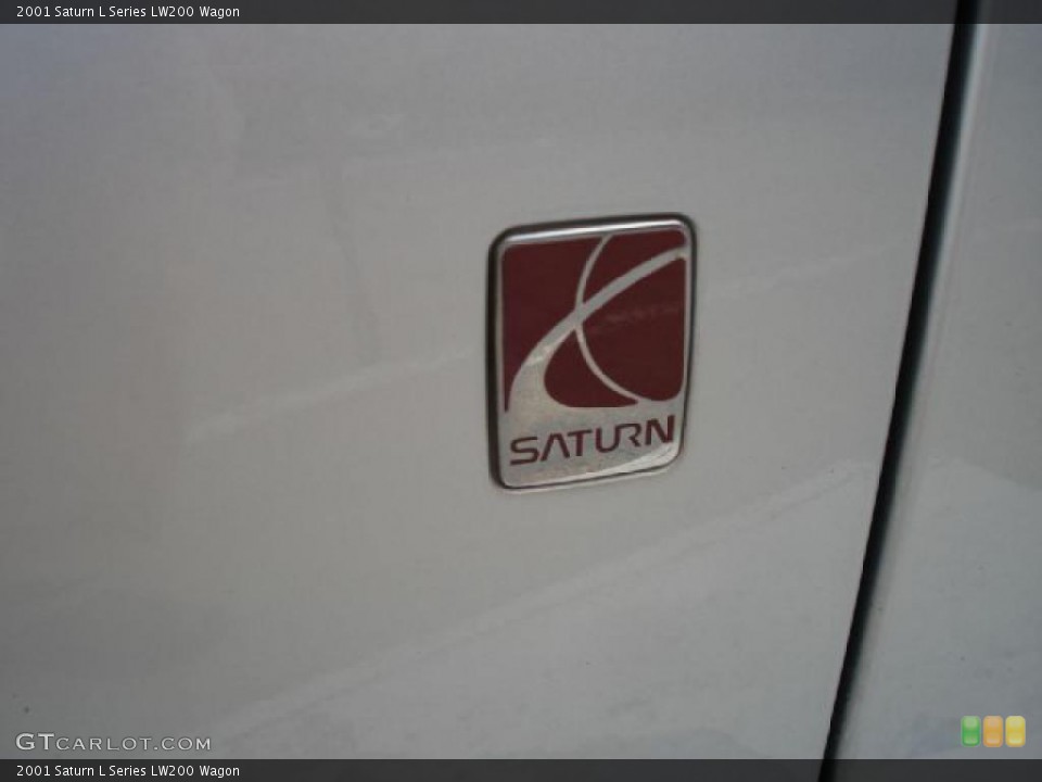 2001 Saturn L Series Badges and Logos