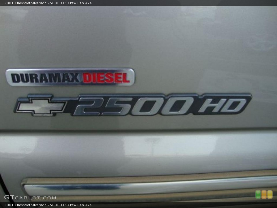 2001 Chevrolet Silverado 2500HD Custom Badge and Logo Photo #39273647