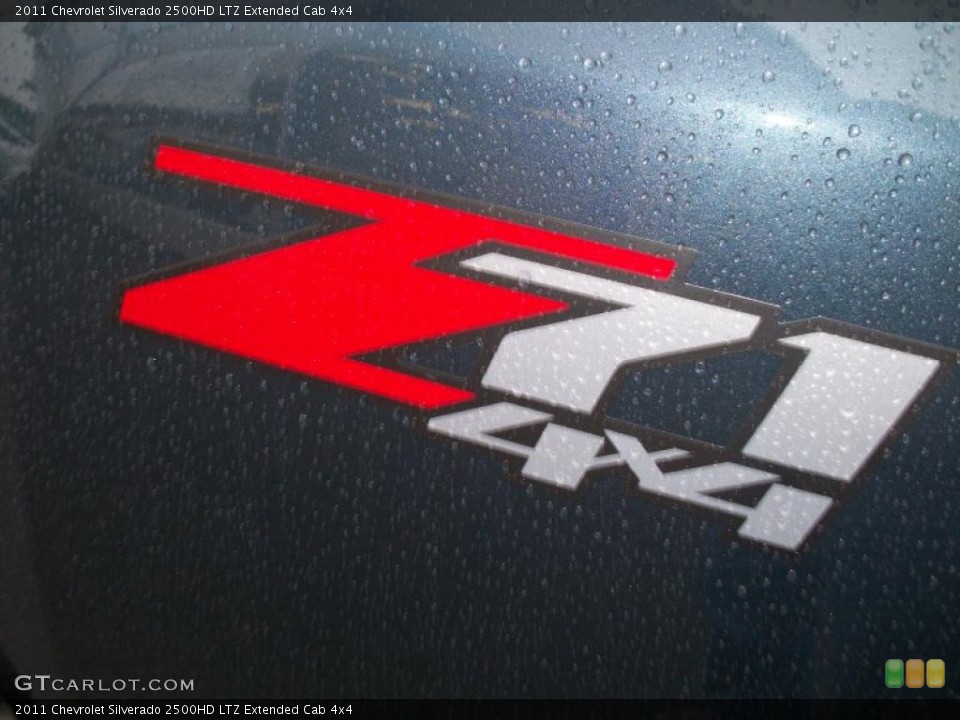 2011 Chevrolet Silverado 2500HD Custom Badge and Logo Photo #39296247