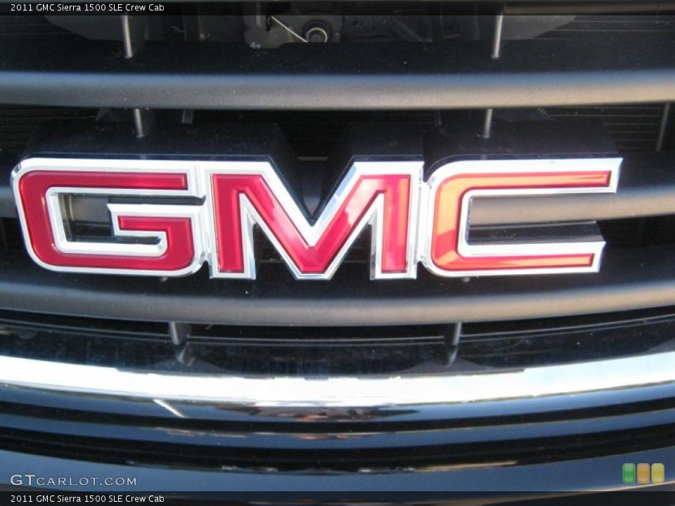 2011 GMC Sierra 1500 Custom Badge and Logo Photo #39307057