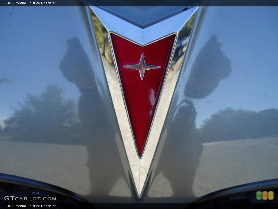 2007 Pontiac Solstice Custom Badge and Logo Photo #39345544