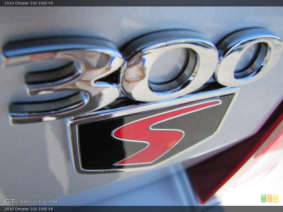 2010 Chrysler 300 Custom Badge and Logo Photo #39432106