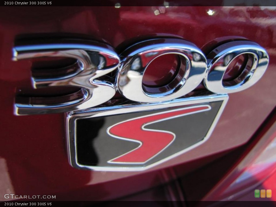 2010 Chrysler 300 Custom Badge and Logo Photo #39432338