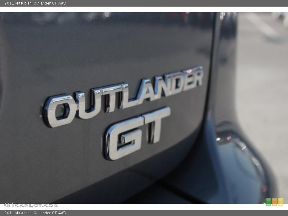 2011 Mitsubishi Outlander Custom Badge and Logo Photo #39494384