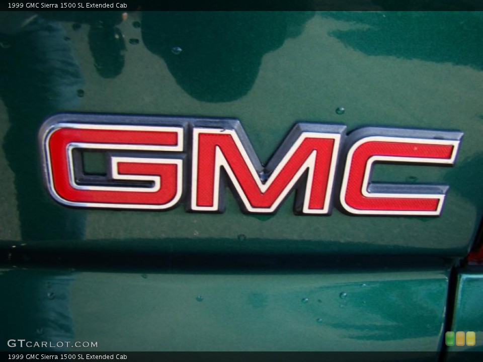1999 GMC Sierra 1500 Badges and Logos