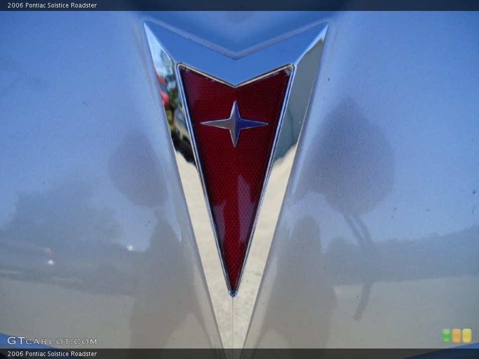 2006 Pontiac Solstice Custom Badge and Logo Photo #39549818