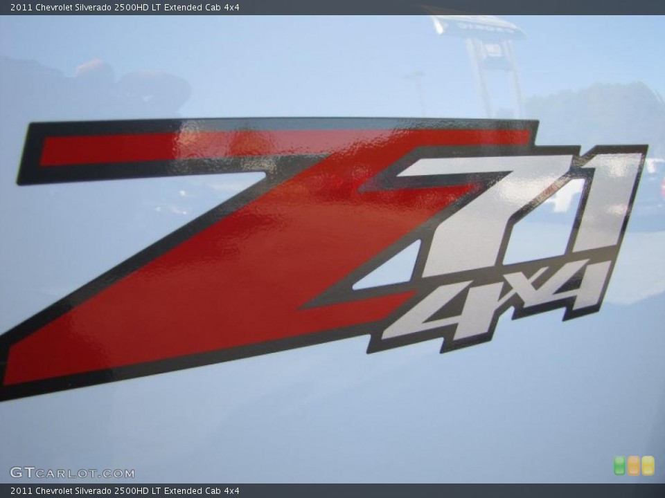 2011 Chevrolet Silverado 2500HD Custom Badge and Logo Photo #39675119