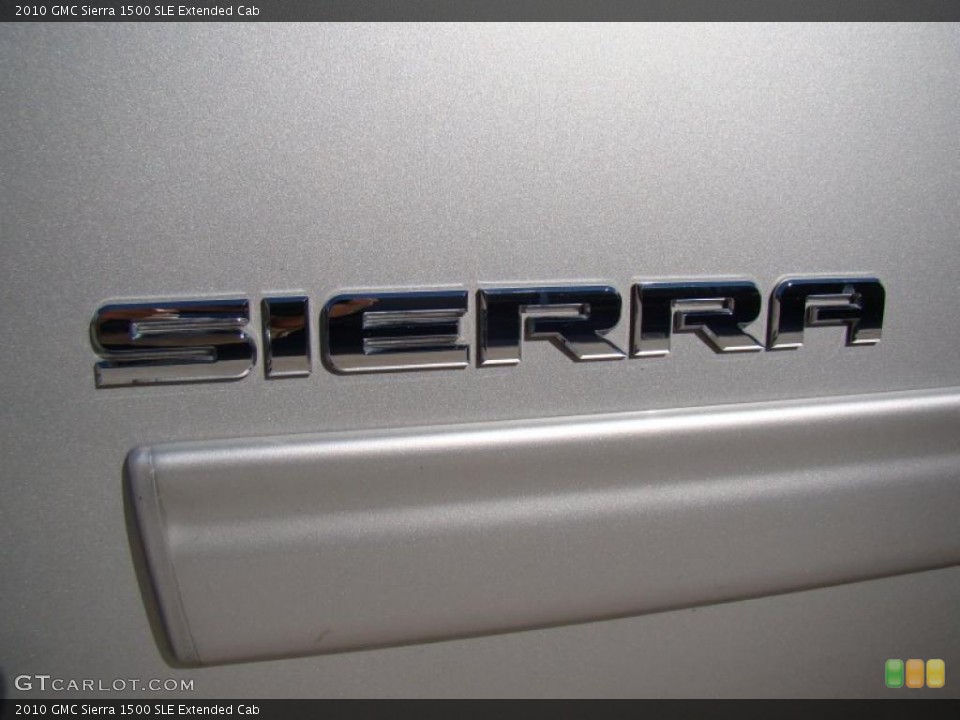 2010 GMC Sierra 1500 Custom Badge and Logo Photo #39883100