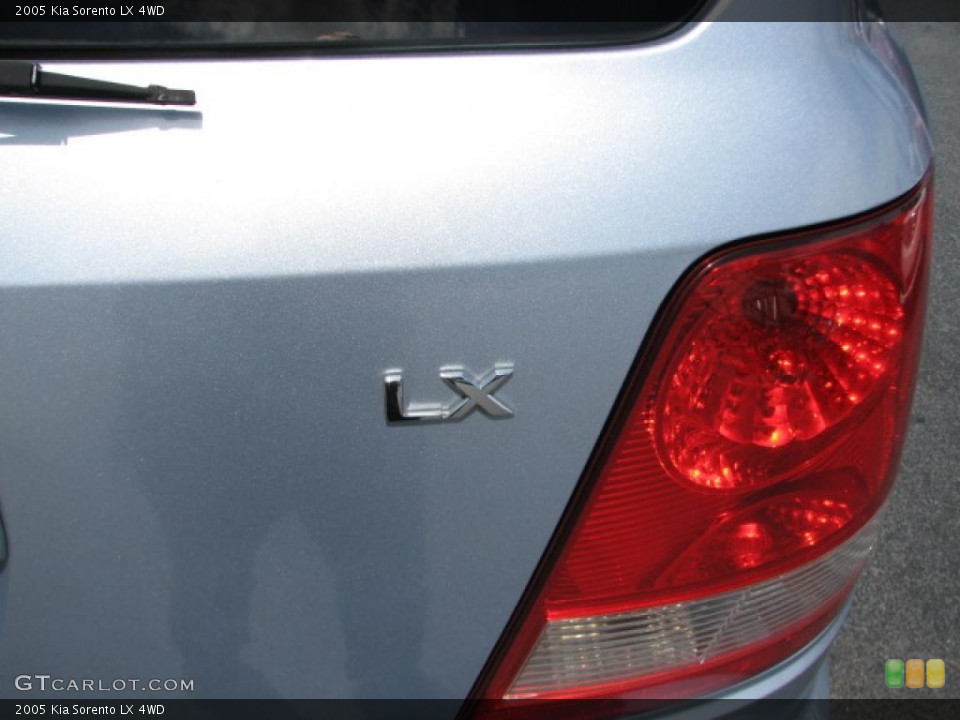 2005 Kia Sorento Custom Badge and Logo Photo #39887712