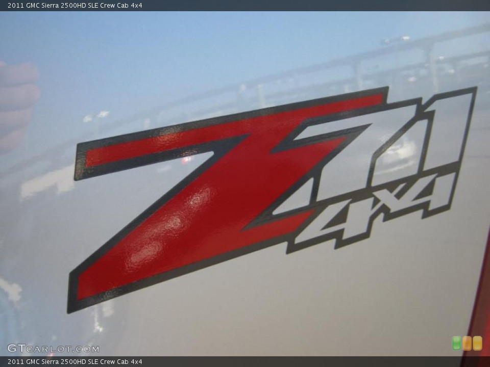 2011 GMC Sierra 2500HD Custom Badge and Logo Photo #39976040