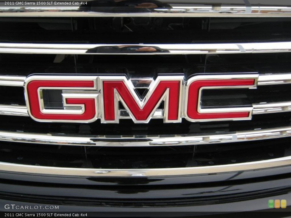 2011 GMC Sierra 1500 Custom Badge and Logo Photo #39976968