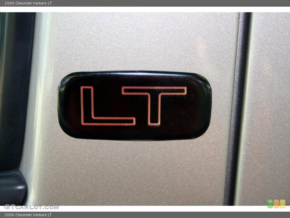 2000 Chevrolet Venture Custom Badge and Logo Photo #40024914