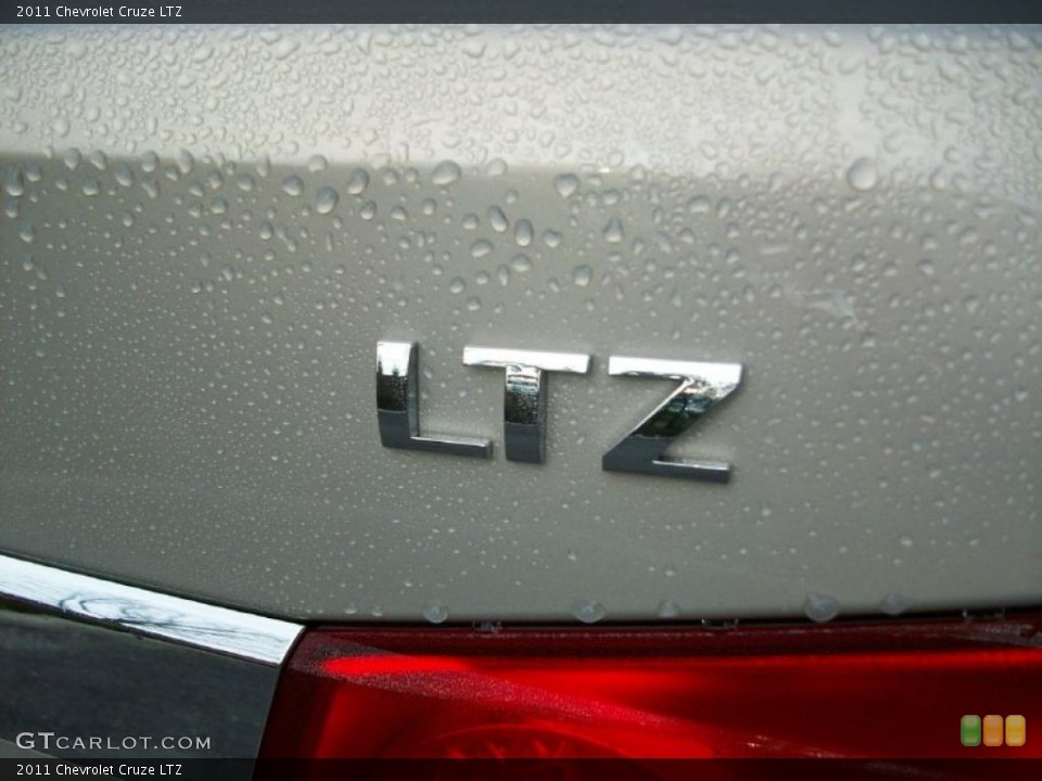2011 Chevrolet Cruze Custom Badge and Logo Photo #40151853